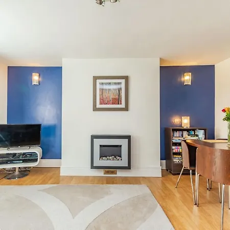 8a Wellington Terrace