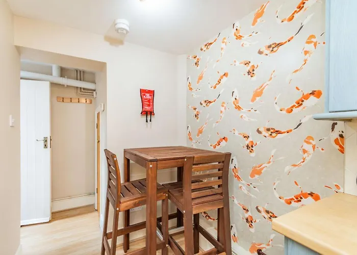 Daire 8a Wellington Terrace *