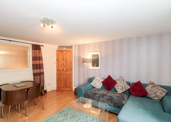 Daire 8a Wellington Terrace